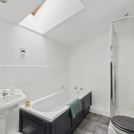 Stylish Central Duplex Penthouse